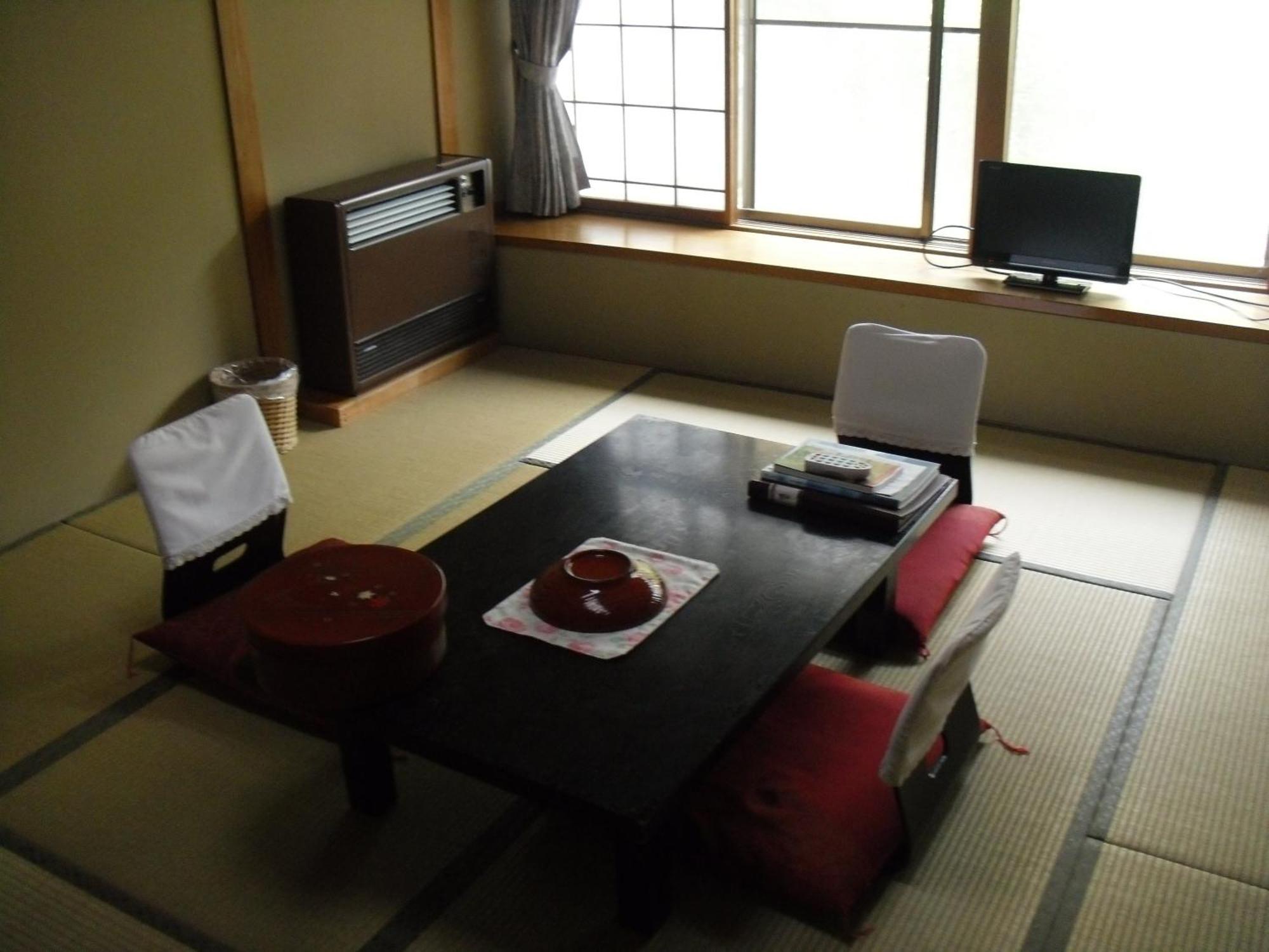 Ryokan Warabino Takayama  Esterno foto